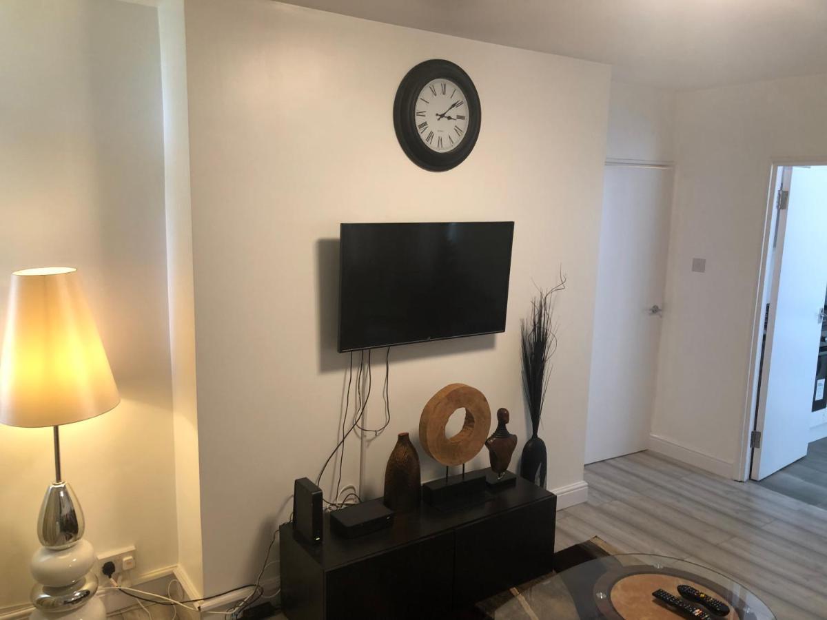 Luxury 2 Bedroom Flat In Abbey Wood, Лондон Екстер'єр фото