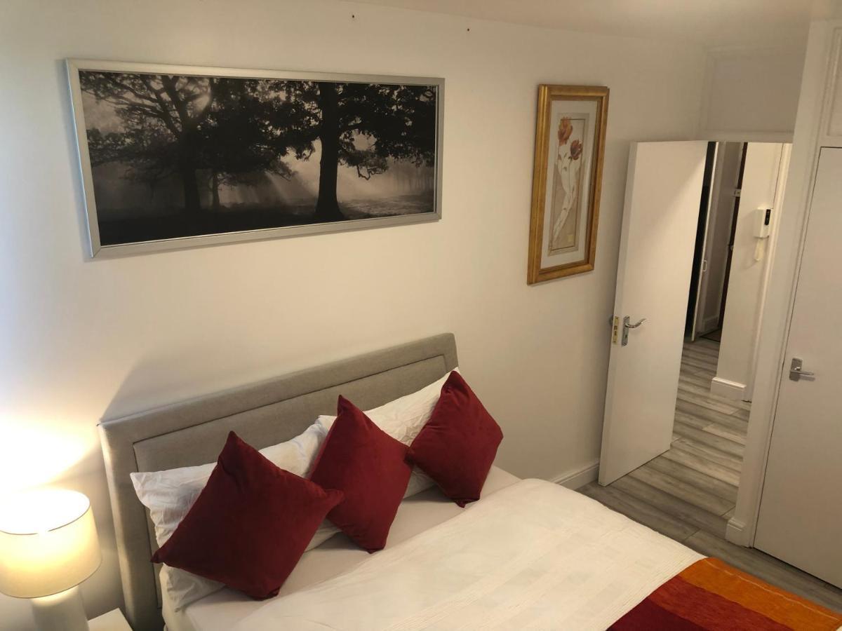 Luxury 2 Bedroom Flat In Abbey Wood, Лондон Екстер'єр фото