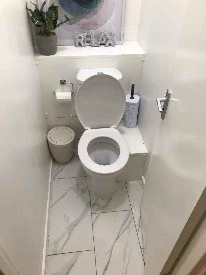 Luxury 2 Bedroom Flat In Abbey Wood, Лондон Екстер'єр фото